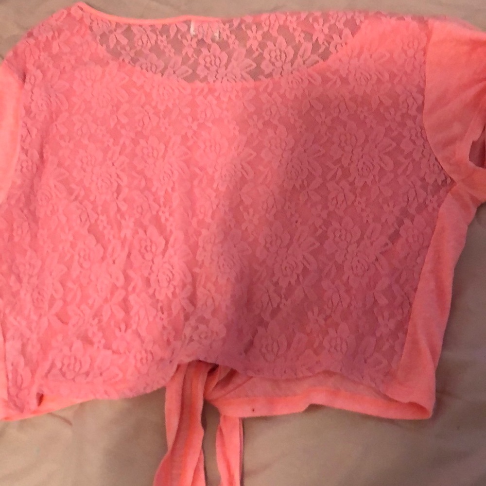 Crop top - Picture 2 of 3